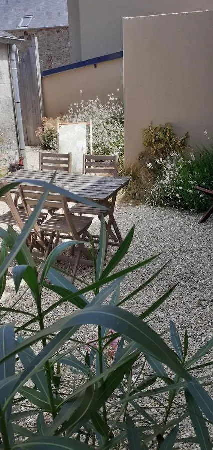 Holiday home Chez Emile Villa Cherrueix France